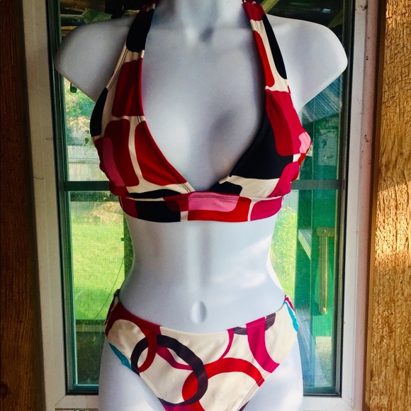 A BIKINI IN GOOD TASTE IN BEAVER CREEK CO. 1997 - Picture 4 of 8